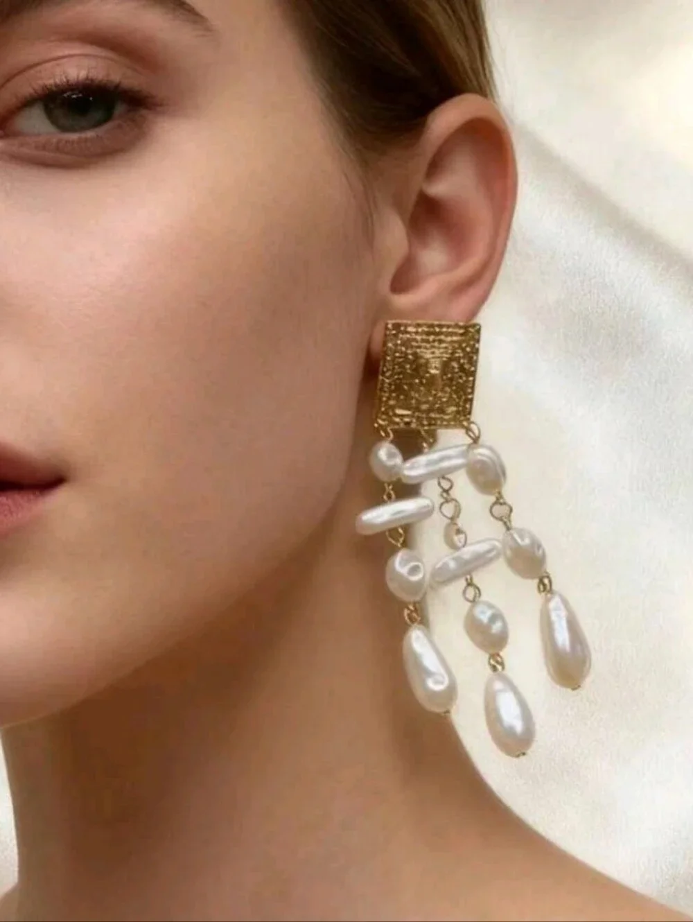 NEW! Stunning Gold and Pearl Dangle Statement Earrings - Elegant Women Jewelry
